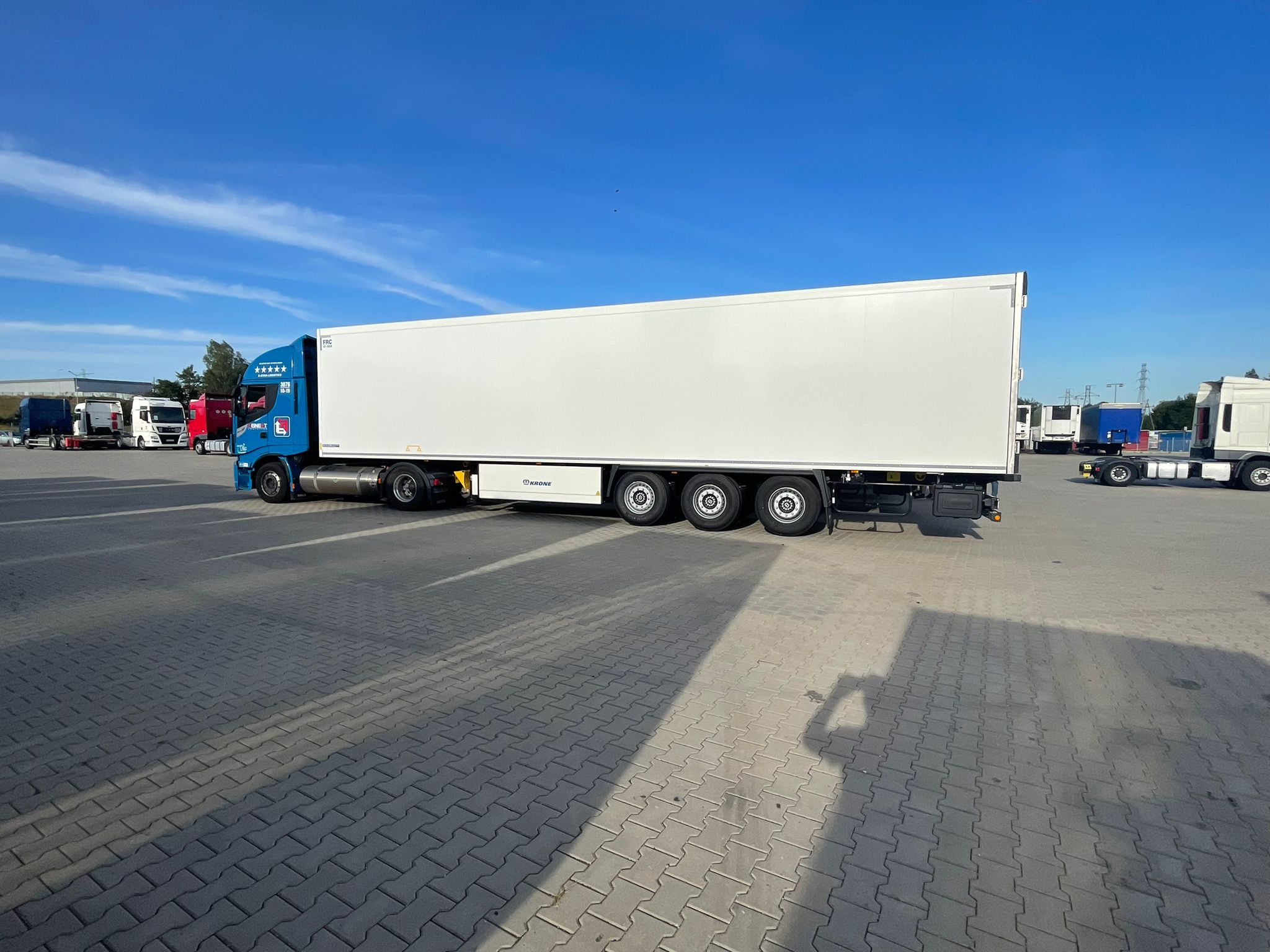 50 naczep chłodni dla Reinert Logistics!